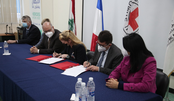 Minister Abiad Inaugurates a Neonatal Intensive Care Unit at Rafik Hariri University Hospital