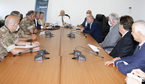 Minister Abiad Chairs a Meeting to Discuss the Situation of the Dialysis Patients