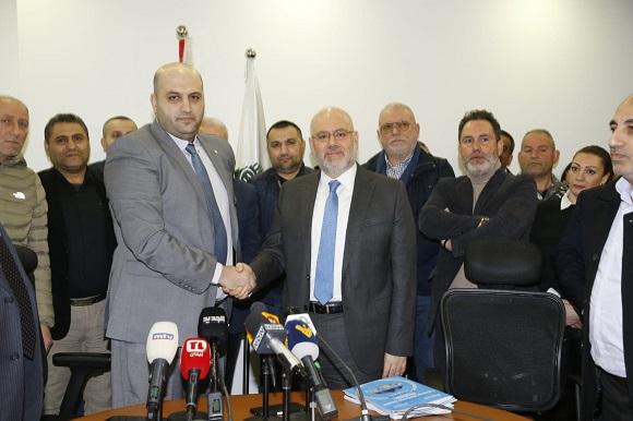 Abiad Handed Over the Ministry of Health to his Successor and Listed its Achievements