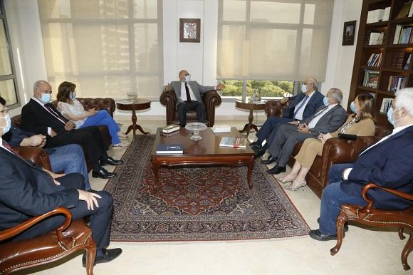 Minister Abiad Visits the Lebanese Order of Physicians - Beirut