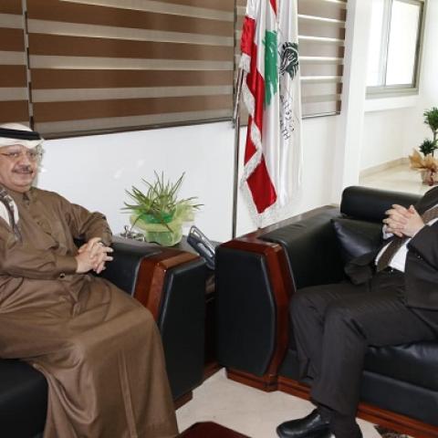 Minister Abiad Meets the Ambassadors of Qatar and China