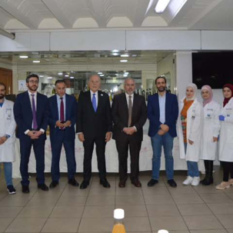 Minister Abiad Visits the Chamber of Commerce Tripoli