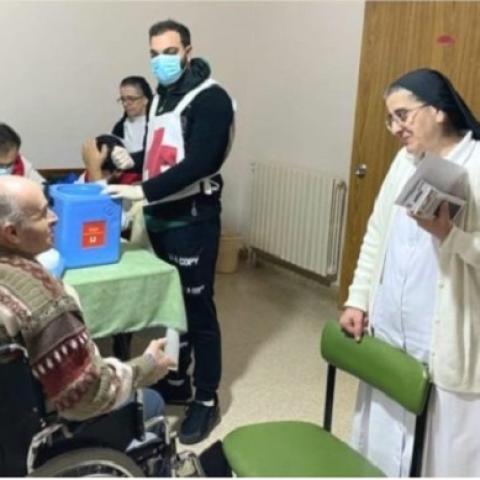 اطلاق حملة التلقيح ضد الكوليرا في دور رعاية المسنين 