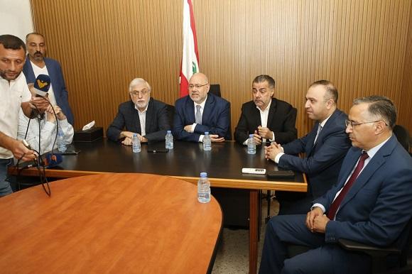 Abiad Continues his Tour in Dinniyeh and Visites the Governmental Hospital