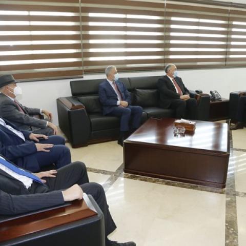 Minister Hasan Receives 30 Ventilators Donated by the African Continental Council to the Ministry