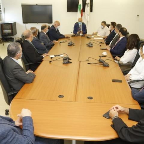 حسن بحث مع نقابة أصحاب المستشفيات في أفق التعرفة الجديدة