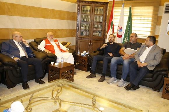 The Minister of Health Visits Subul Al Salam Ambulance Service and was Briefed on Its Work