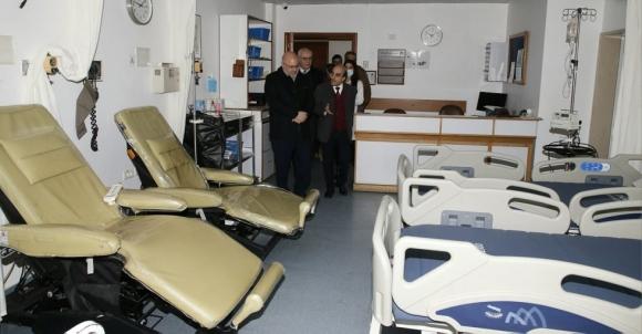 Minister Abiad Visits Al Makassed Hospital