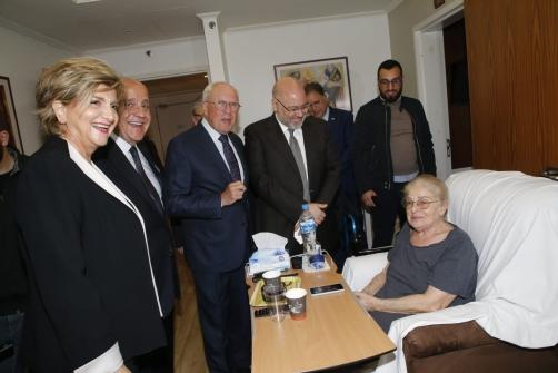 Minister Abiad Visits Oasis de Vie Healthcare Center