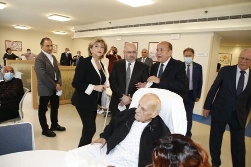 Minister Abiad Visits Oasis de Vie Healthcare Center