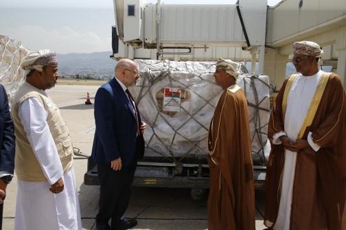 Al-Abiad Receives from Al-Saeedi 18 tons of Medical Aid Provided by the Sultanate of Oman