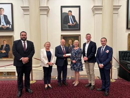 Abiad Met with the Minister of Health in Melbourne and Held a Series of Meetings to Support the Health System