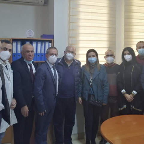 Minister Abiad Visits Al Hrawi Hospital in Zahleh: the Vaccination Campaign is Excellent