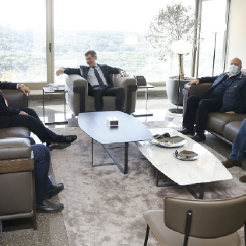 Minister Abiad Tours the Vaccination Center at Balamand University