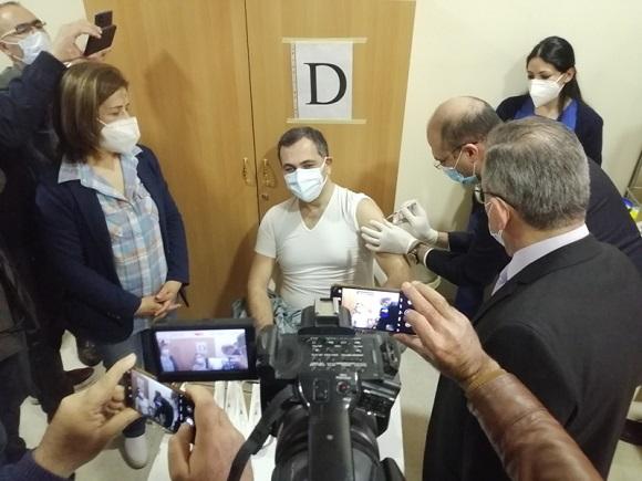  وزير الصحة أطلق حملتي تلقيح في بعلبك وزحلة: هناك التزام باللوائح من دون استنسابية وعلى الجميع تلقي اللقاح