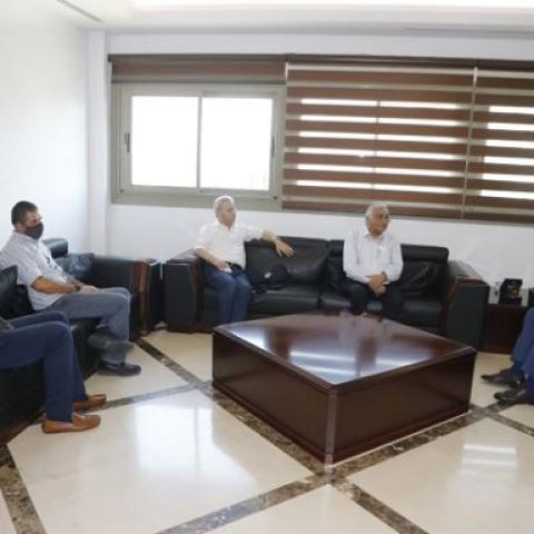 وزير الصحة بحث في تبادل الخبرات مع الجامعة الأميركية في بيروت لتقييم ملفات الأدوية المستوردة