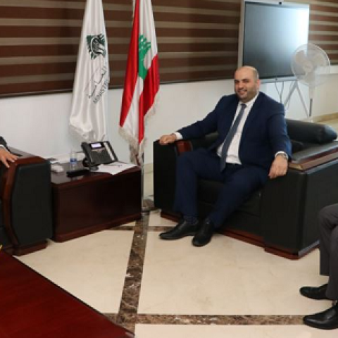 وزير الصحة استقبل السفير العراقي الجديد وتأكيد تعزيز التعاون الصحي بين البلدين 