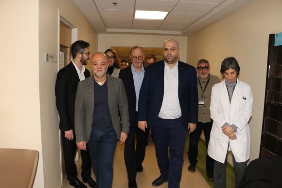 Nassereddine Reviews Progress at the Public Health Emergency Operation Center