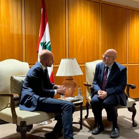 Abiad Meets with the French Foreign Minister and Received a Donation of Aid for Emergency Treatment