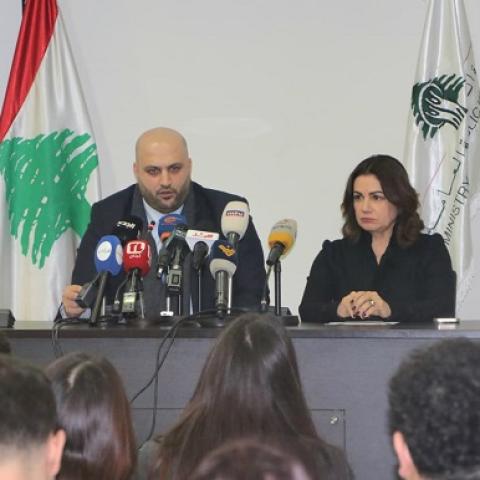 وزيرا الصحة والشؤون الاجتماعية أعلنا آلية التغطية الصحية لنازحي الحافة الأمامية