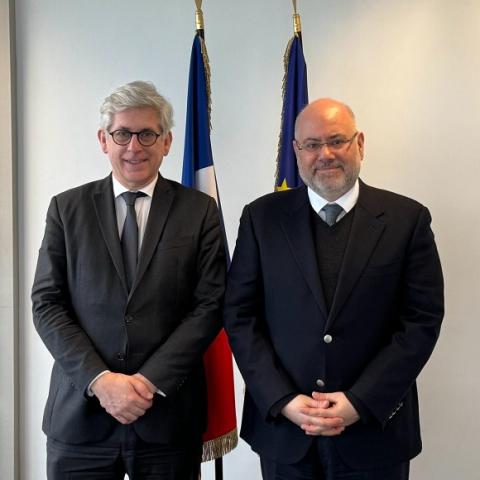 Abiad Continues his Visit to Paris and Meets with the French Health Minister