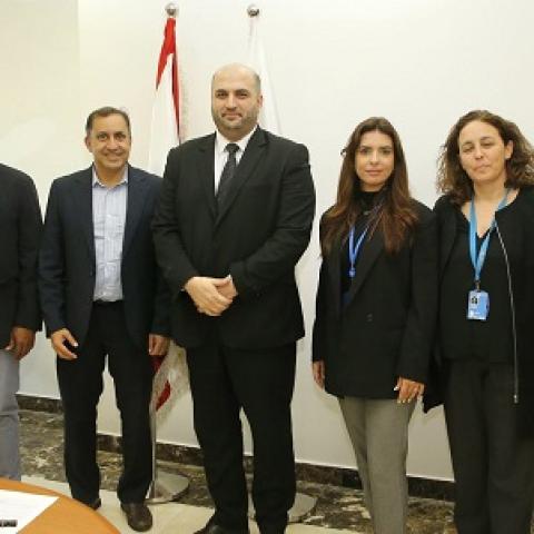 ناصر الدين بحث مع وفد من البنك الدولي في استكمال المشاريع المشتركة