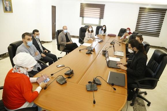 حسن تابع تطوير آلية عمل الـ1214 لتحديد سقف زمني بخمس دقائق للمكالمة