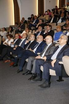 وزير الصحة الدكتور فراس الابيض يفتتح منتدى "التحول الرقمي في القطاع الصحي