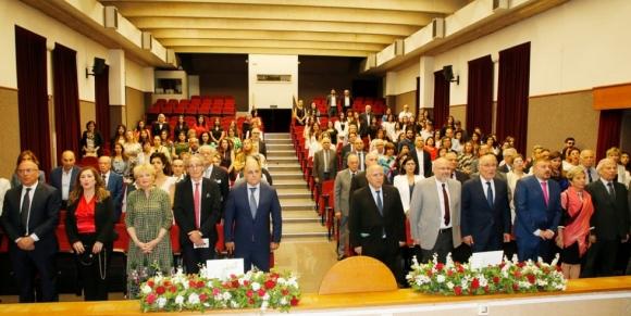 جامعة القديس يوسف احتفلت بمئوية مدرسة القابلات القانونيات