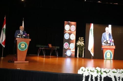 الابيض مثل ميقاتي في تخريج طلاب جامعة الجنان