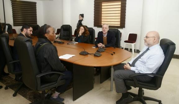 الأبيض خلال لقائه نائبة المدير العام للمنظمة الدولية للهجرة