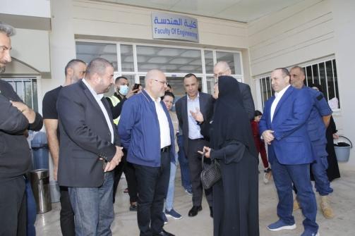 الأبيض جال على مراكز الرعاية والإيواء في إقليم الخروب وأعلن عن إطلاق خدمات الطوارئ للنازحين