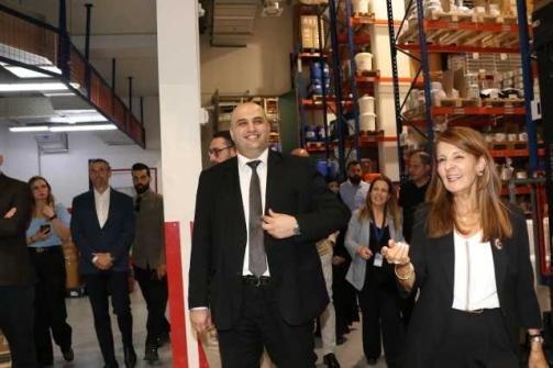ناصر الدين تفقد مصنع فارمالاين واطلع على أحدث التقنيات المعتمدة في تصنيع الدواء 