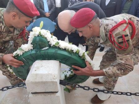 وزير الصحة وضع إكليلاً من الزهر على ضريح صبري حمادة في الهرمل 