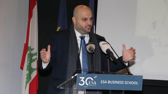 وزير الصحة افتتح برنامج "تمكين صيادلة المستشفيات" وأكد العمل على تحسين الجعالة من دون التأثير على سعر الدواء