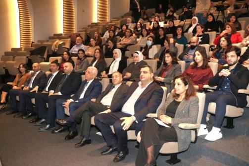 وزير الصحة افتتح برنامج "تمكين صيادلة المستشفيات" وأكد العمل على تحسين الجعالة من دون التأثير على سعر الدواء