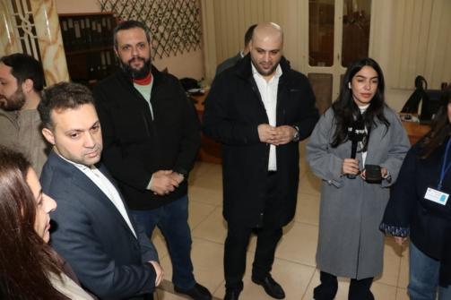 ناصر الدين جال في مركزي إيواء في بيروت
